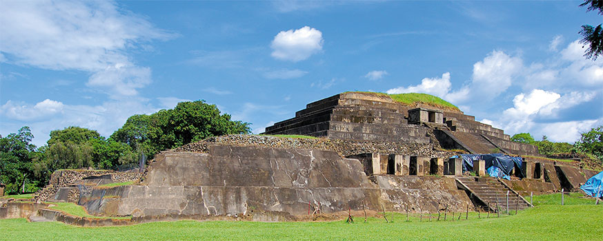 elsalvadormaya.jpg